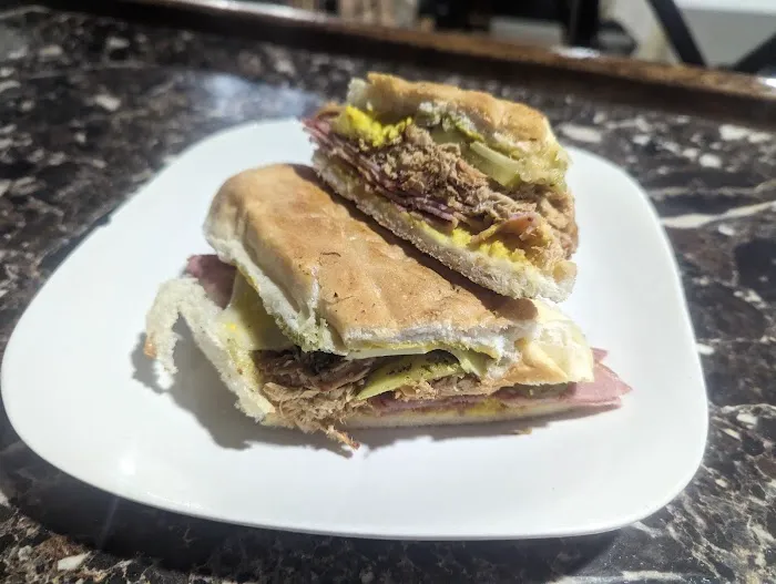 K & J'S Kitchen 7