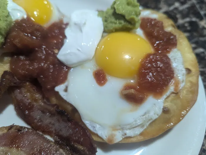 K & J'S Kitchen 4