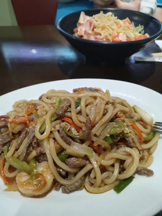 Aki Asian Restaurant 3