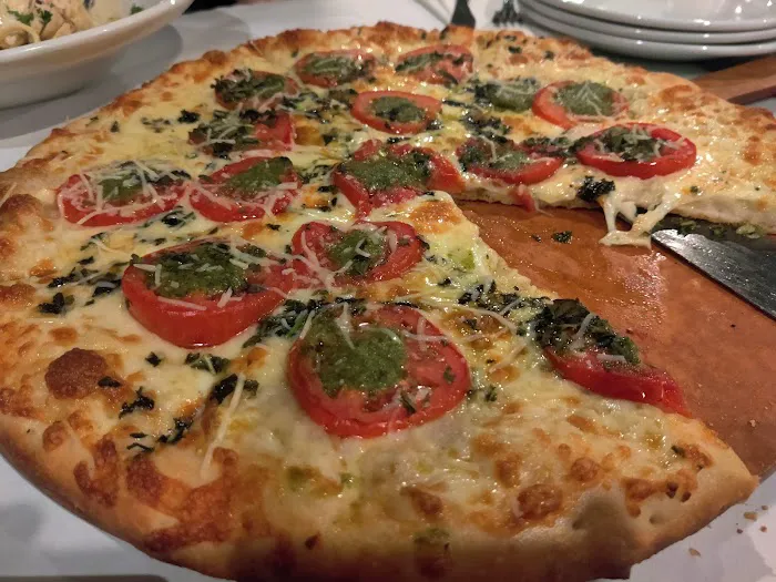 Alfredo’s Pizza 9