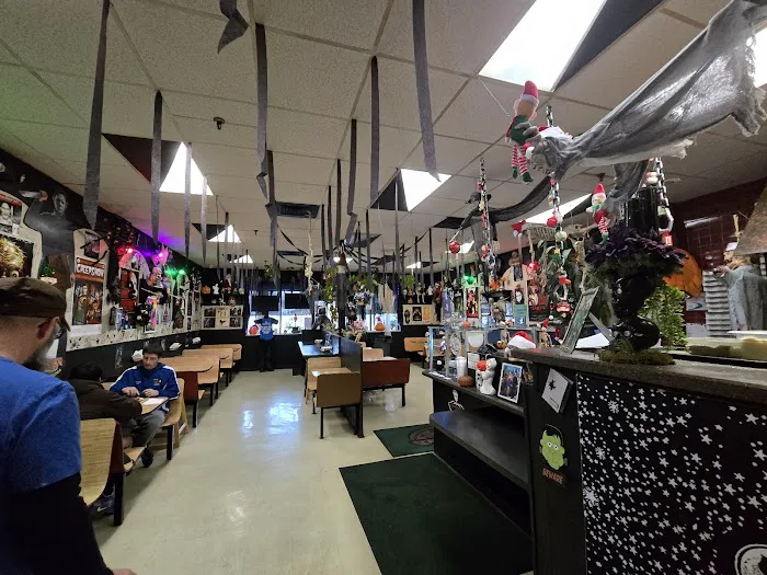 Nicolosi's Pizzeria and Restaurant 6
