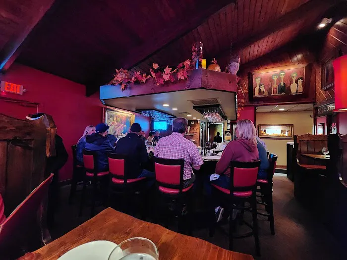 Louie's Prime Steak House 5
