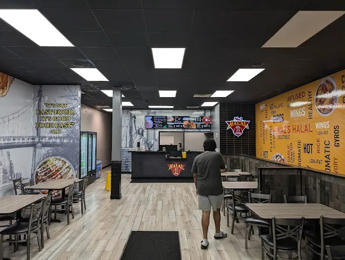 Naz's Halal Food - Hamilton 4