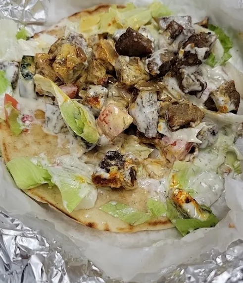 Naz's Halal Food - Hamilton 7