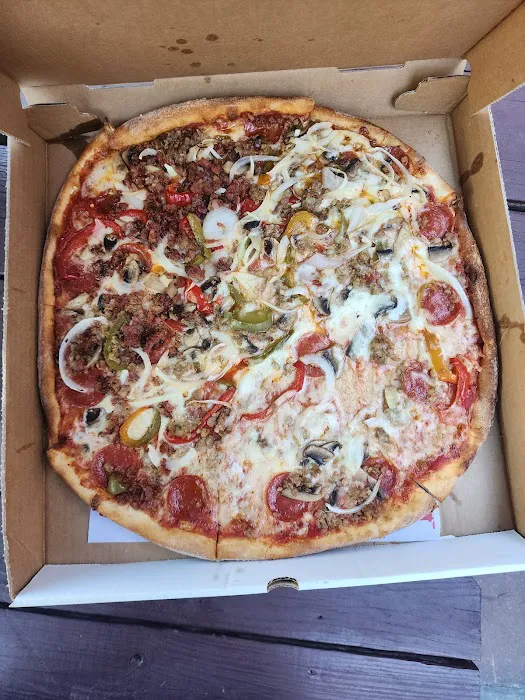 The Best Pizzeria and Restaurant 6