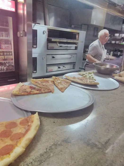 Campus Pizza 4