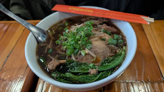 La Kang Thai Noodles Bar 9