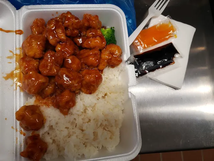 Hong Wei Restaurant 4