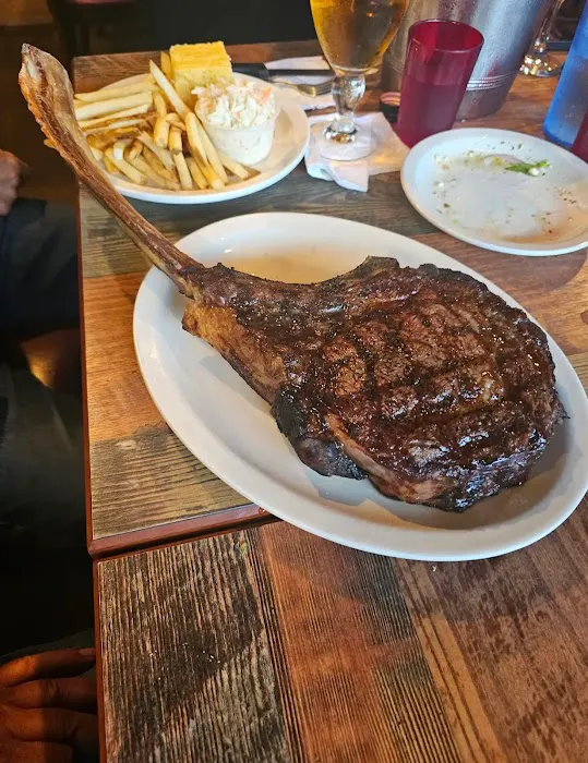 Chicken Run Family Restaurant and Steak House 4