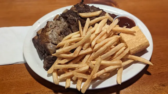 Chicken Run Family Restaurant and Steak House 3