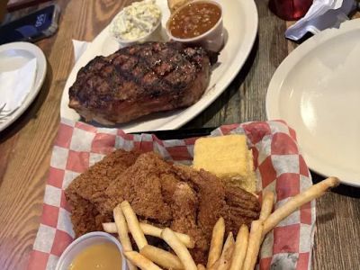 Chicken Run Family Restaurant and Steak House 0
