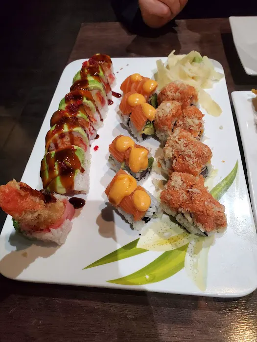 Momiji Sushi Steakhouse & Bar 6