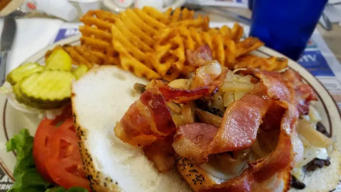 Port Ewen Diner 10