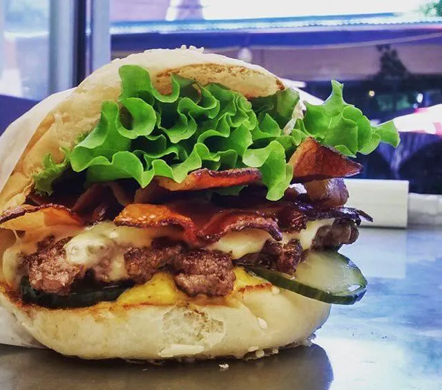 Gracie's Luncheonette 3