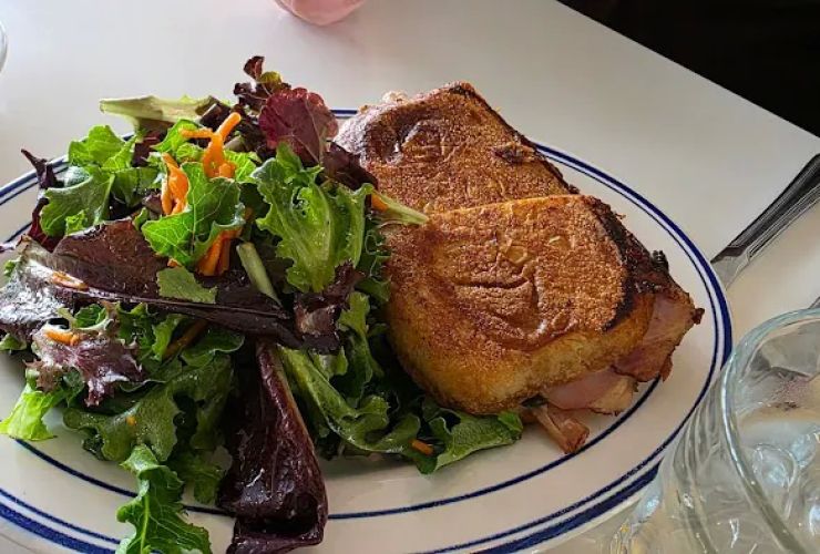 Gracie's Luncheonette 0
