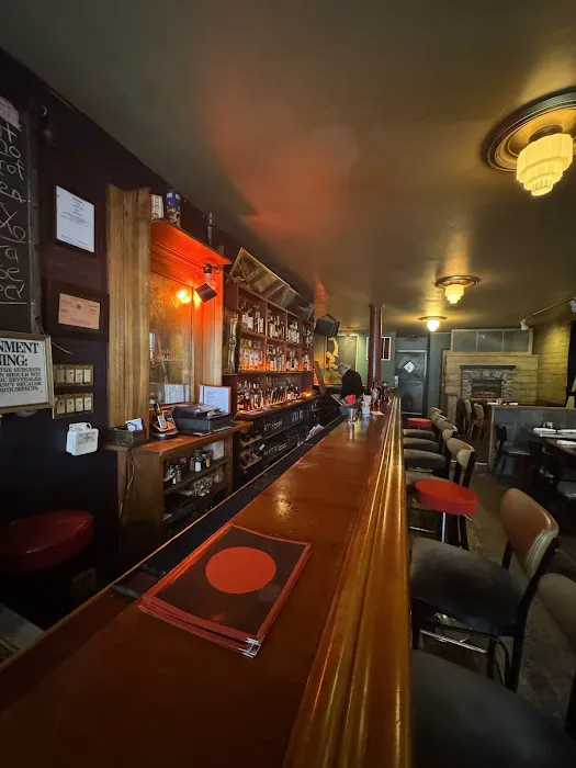 Red Dot Restaurant & Bar 1