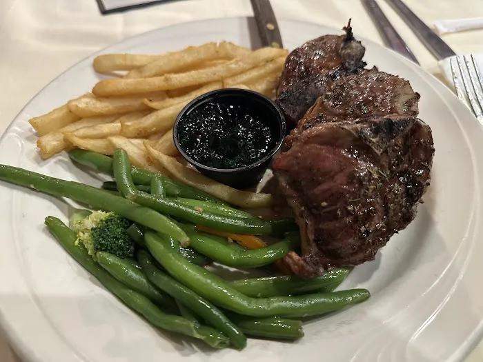 Pegasus Restaurant 4