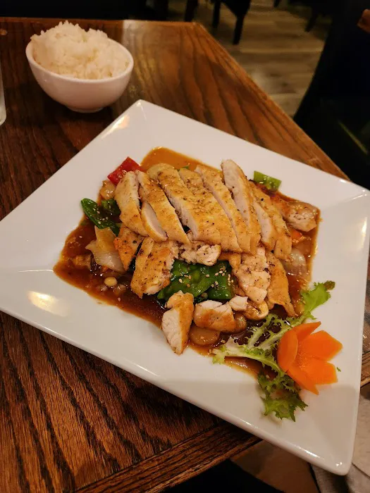 Tomo Asian Bistro 8