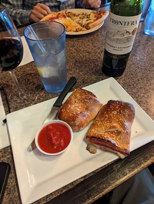Paul's Pizza & Pasta 10