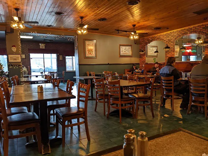 Paul's Pizza & Pasta 9