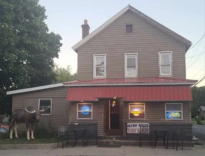 Halfway House Tavern 9