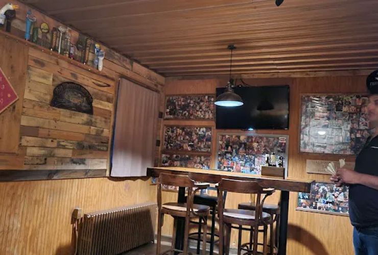 Halfway House Tavern 0