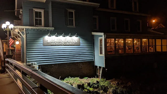 Descendants Brewing Company at the Old Ship Inn 1