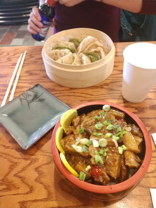 Shiro Ramen & Market 9