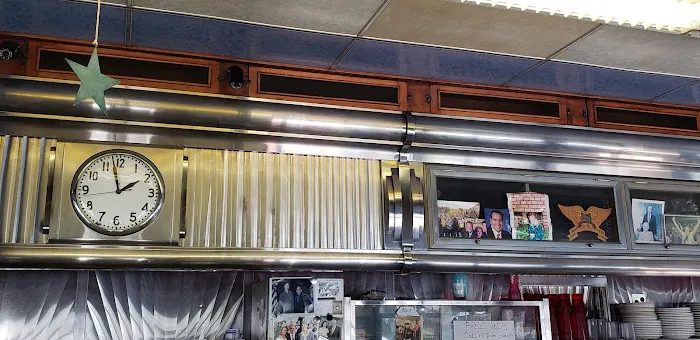 Collin's Diner 7