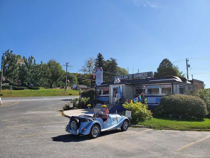 Collin's Diner 10