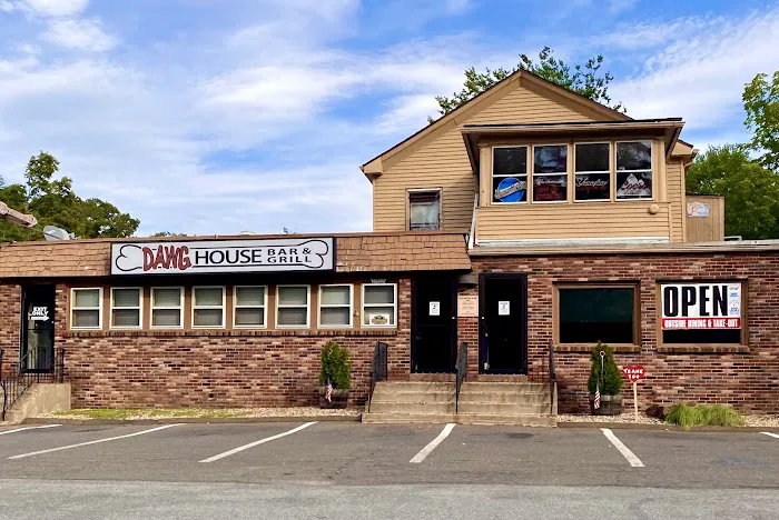 Dawg House Bar & Grill 6