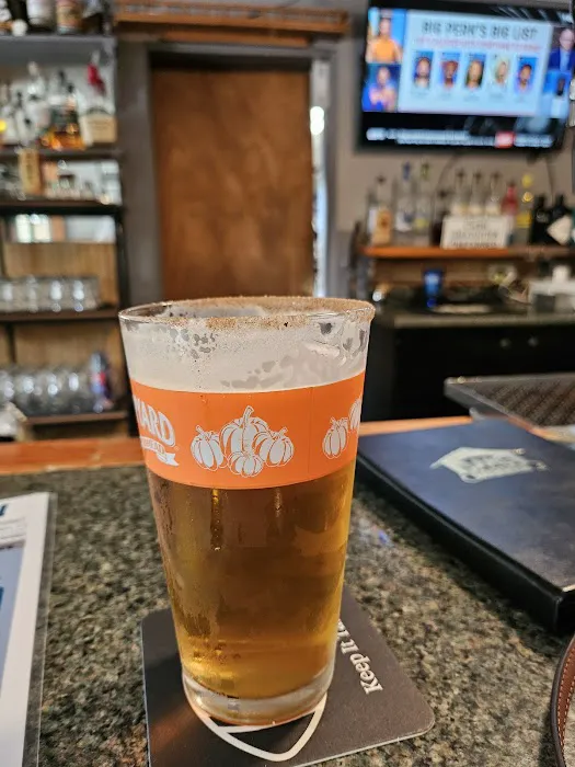 Dawg House Bar & Grill 4