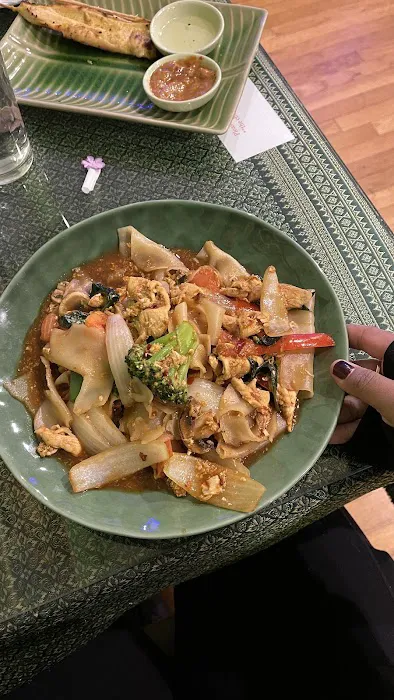 The Green Papaya Thai Restaurant Canton 2