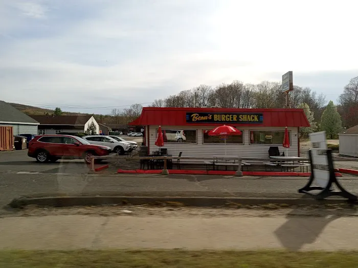 Beau's Burger Shack 7
