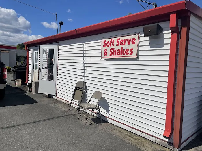 Beau's Burger Shack 9