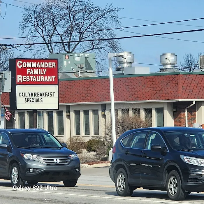 Commander Restaurant 1