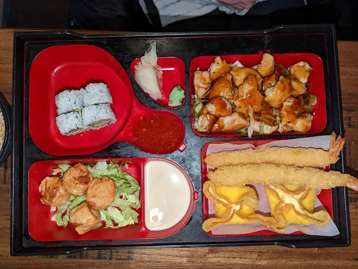 MOšCHI Sushi & Rteaamen & Bob tea 9