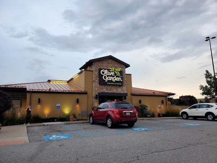 Olive Garden Italian Restaurant 6