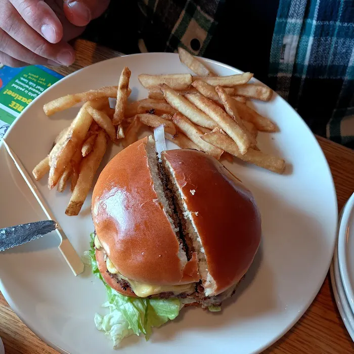 Applebee's Grill + Bar 5