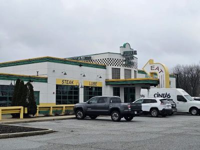 Quaker Steak & Lube 0