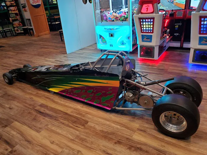 Quaker Steak & Lube 4