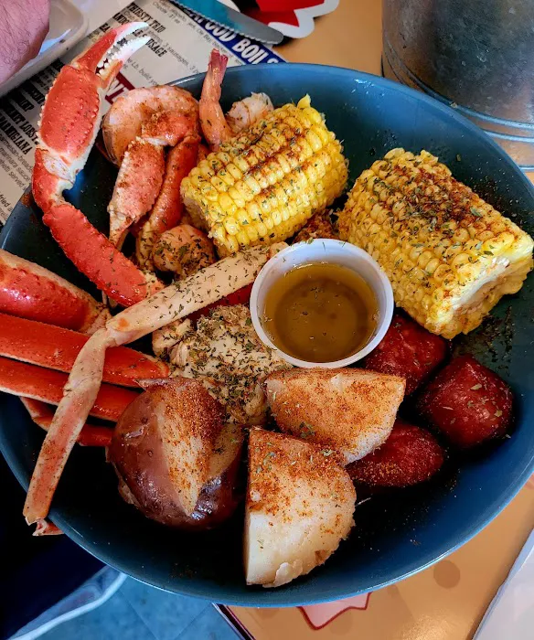 DEEP BLUE SEAFOOD Restaurant & Full BAR 6