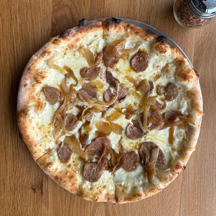 Freedom Brothers Pizzeria and Alehouse 9