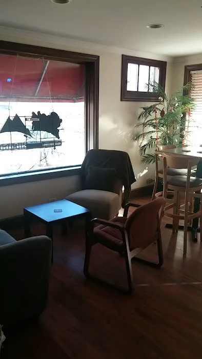 Red House Video Gaming Cafe and Bar 4