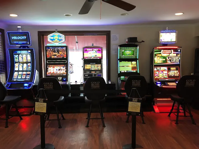 Red House Video Gaming Cafe and Bar 2