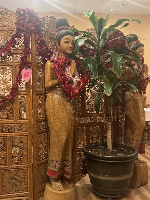 Krystal Thai 1