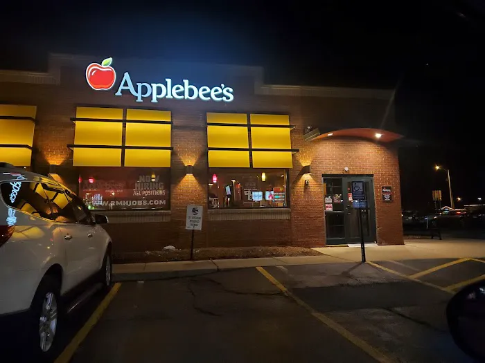 Applebee's Grill + Bar 1