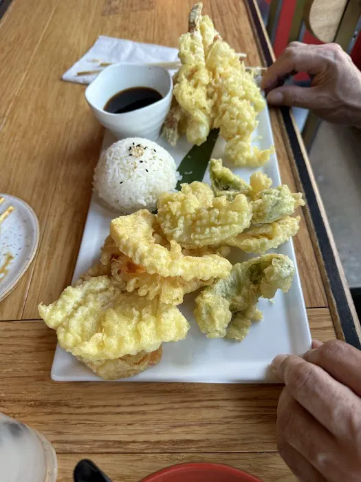 Kubo Sushi and Sake Lounge 3