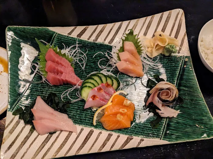 Kubo Sushi and Sake Lounge 8