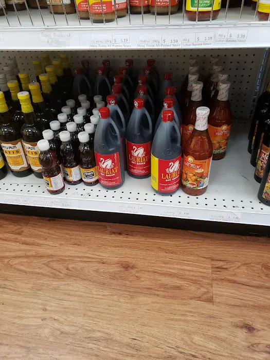 Lina's Filipino Marketplace 6